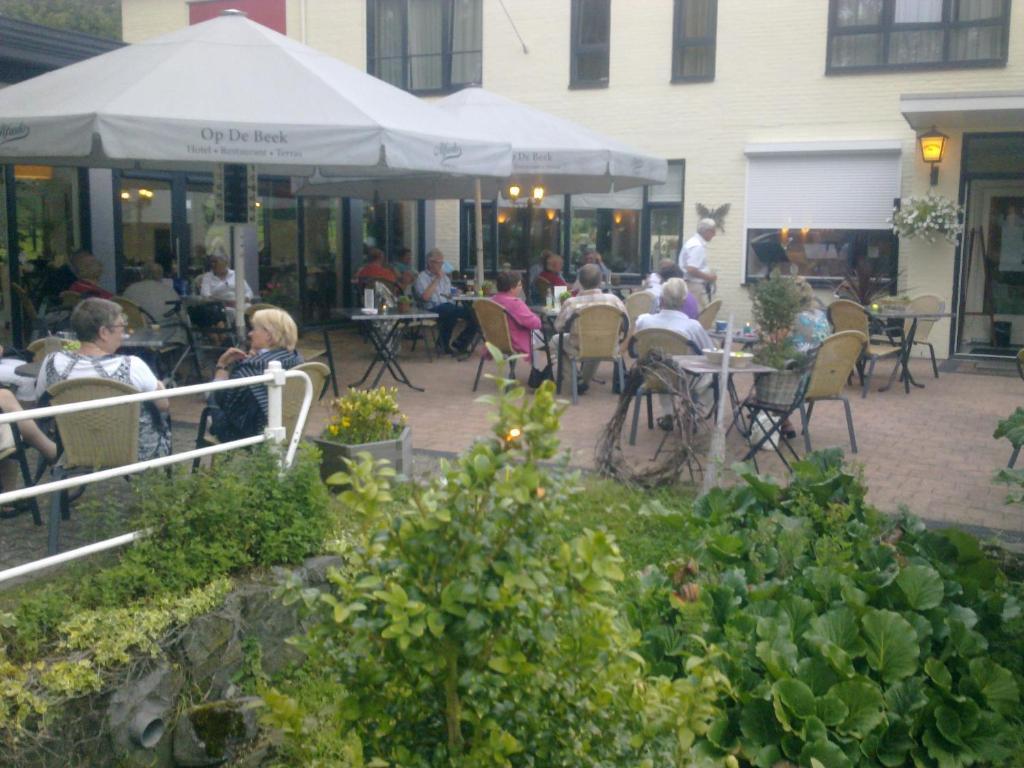 Hotel Restaurant Op De Beek Schin op Geul Eksteriør bilde